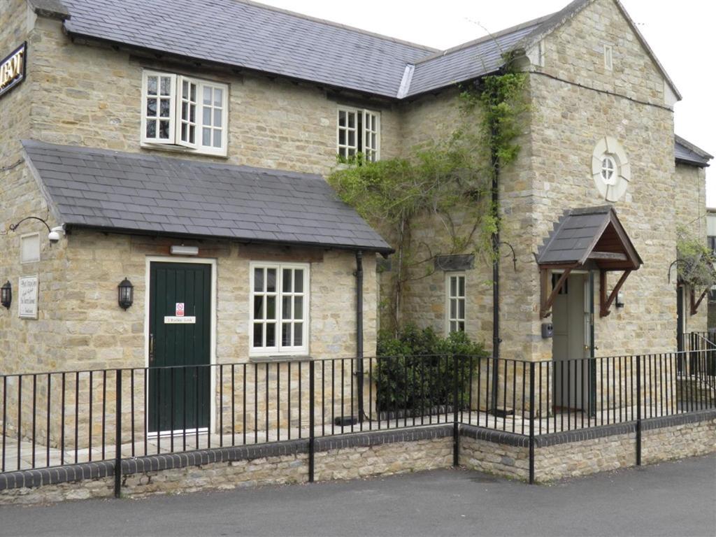 The Talbot Inn Eynsham Exteriér fotografie