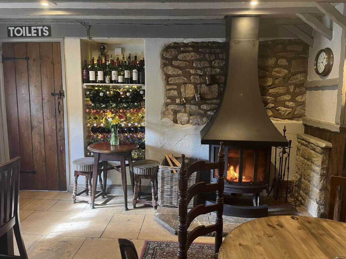 The Talbot Inn Eynsham Exteriér fotografie